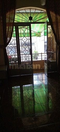 Cho thuê phòng rộng, có máy lạnh, Xô Viết Nghệ Tĩnh, P.26, Bình Thạnh