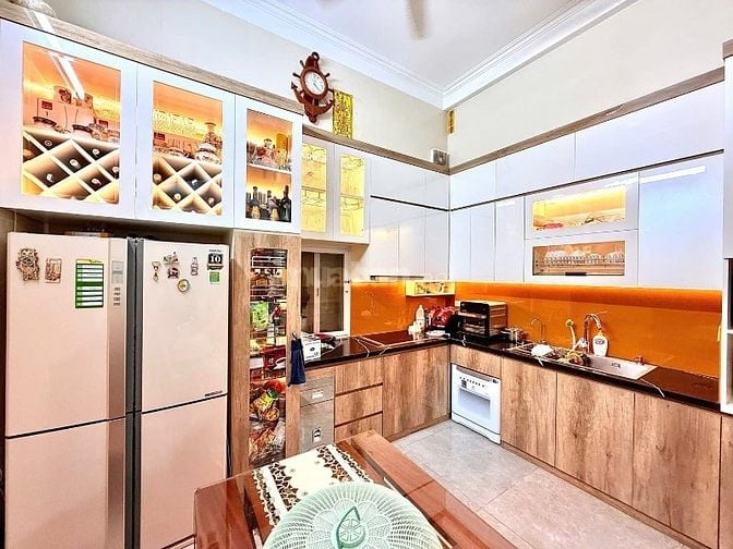 Nhà sổ vuông đét ngõ 192 Lê Trọng Tấn to như phố, khu dân trí cao,đẹp 