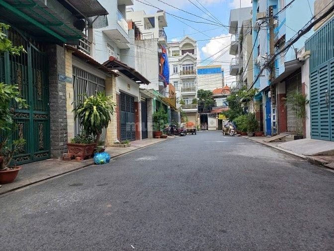 CHÍNH CHỦ BÁN NHÀ Đ NGUYỄN TRỌNG TUYỂN, TÂN BÌNH, SỔ HỒNG RIÊNG