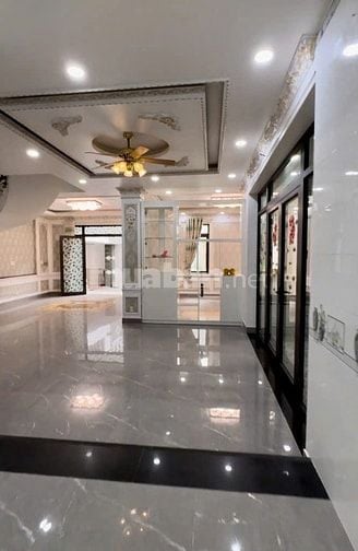 VP sát mặt tiền Cống Lở 341m2 ngang 6m 5 lầu kết hợp CHDV gần KCN 30tỷ