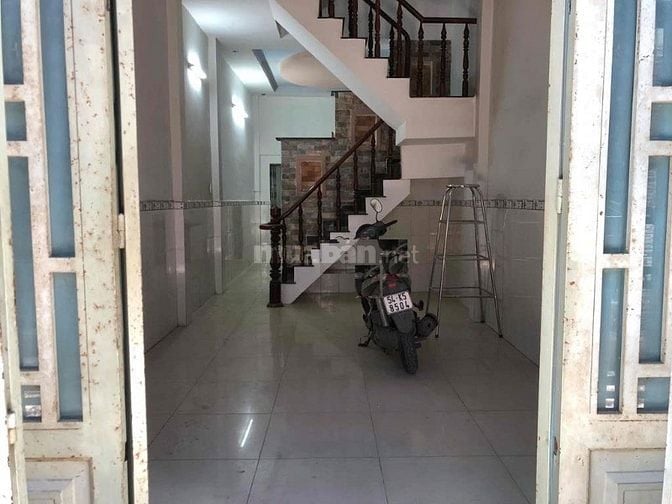 Cho thuê nhà 2 hẻm 4m(XH) Tám Danh, P.4, Q.8 giá 12tr