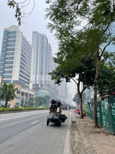Bán nhà tại 23 Lê Văn Lương, khu đô thị Trung Hoà Nhân Chính, Hà Nội