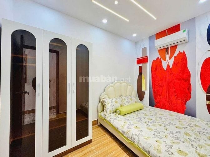 ⭐️Nhà 2 Lầu Mặt tiền đường đẹp Cao Cấp gara để 2 xe hơi Đường Số 2