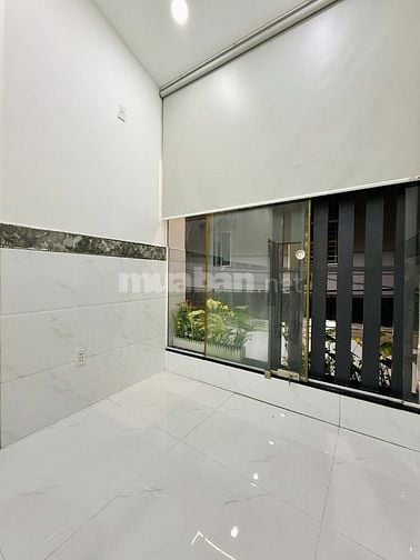 CHỦ BÁN NHÀ ĐẸP MỚI NGANG 5,5M ĐÚC 1LẦU 3PN GIÁ MỀM CHO KHÁCH MAU LẸ