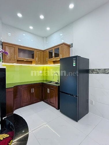 CHỦ BÁN NHÀ ĐẸP MỚI NGANG 5,5M ĐÚC 1LẦU 3PN GIÁ MỀM CHO KHÁCH MAU LẸ