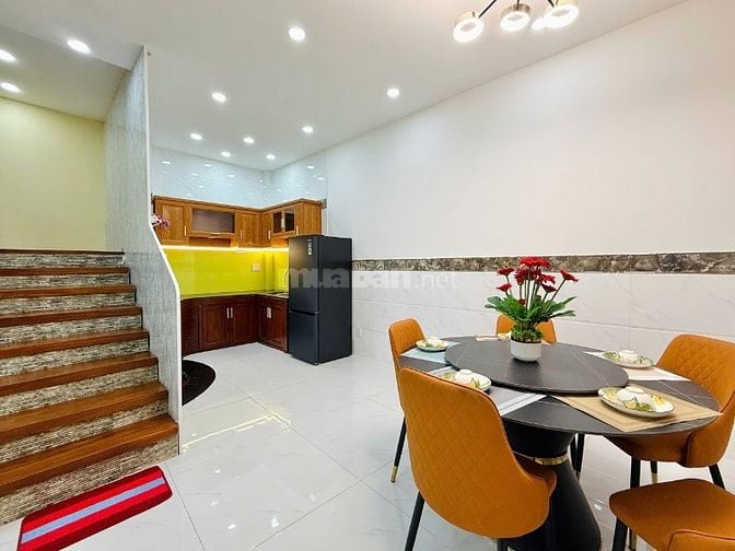 CHỦ BÁN NHÀ ĐẸP MỚI NGANG 5,5M ĐÚC 1LẦU 3PN GIÁ MỀM CHO KHÁCH MAU LẸ