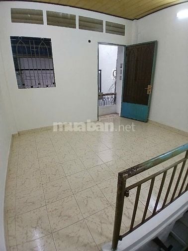 Cho thuê nhà nguyên căn Trần Khánh Dư, Trung tâm Quận 1, sạch đẹp