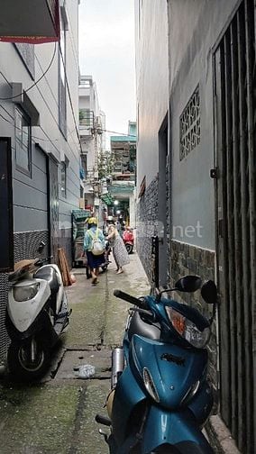 Cho thuê nhà nguyên căn Trần Khánh Dư, Trung tâm Quận 1, sạch đẹp