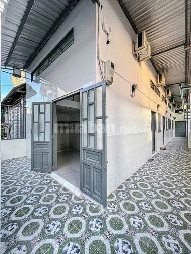 Chú Tư cần tiền nên bán dãy trọ 6 Phòng ngay Tân Thông Hội.Giá 800tr