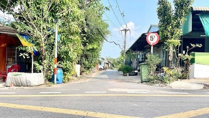 Bán gấp lô đất Trung Lập Hạ 98m² thổ đường kênh N31A giá chỉ 1,25 tỷ 
