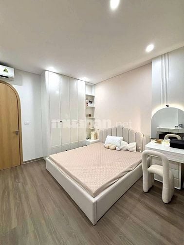 Nhà đẹp long lanh ngõ Bắc Cầu, LB giá 6.6 tỷ, hơn 47m2x4T, ẢNH THẬt 
