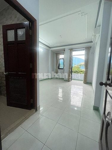 PHÒNG NHÀ NGUYÊN CĂN CHỈ 3TR6 TẠI 247/8 HOÀNG HOA THÁM PHÚ NHUẬN