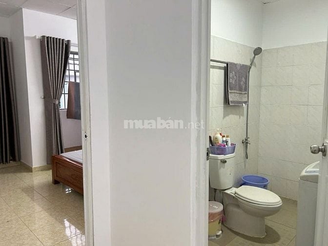 CC III Bùi Minh Trực P5 Q8 44,3m2 shr 1pn 2 ban công tặng hết nội thất