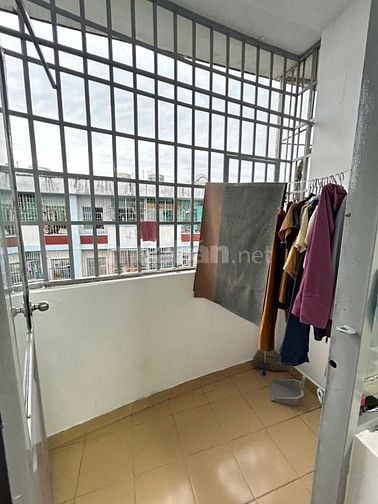 CC III Bùi Minh Trực P5 Q8 44,3m2 shr 1pn 2 ban công tặng hết nội thất
