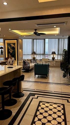 Cho thuê căn hộ Xi Riverview Palace Thảo Điền, 180m2, tầng trung