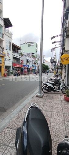 Cho thuê NC 3 tầng mặt tiền Huỳnh Văn Bánh, Phường Đức Nhuận (h.tây)