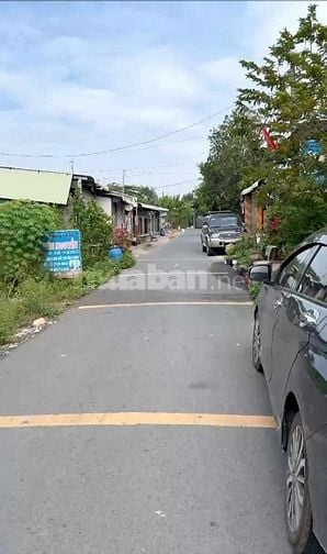 CHÍNH CHỦ NHƯỢNG LẠI LÔ ĐẤT – 167M2 GIÁ 600TR -Đ. 1/QL22 TÂN PHÚ TRUNG