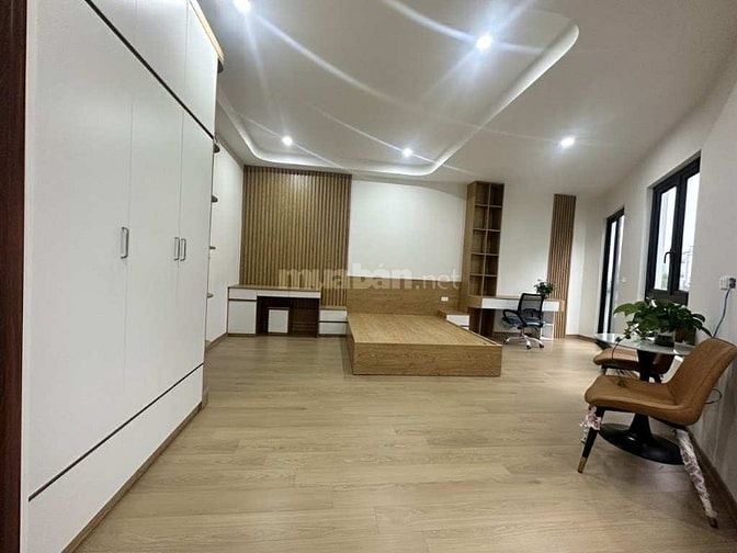 NHÀ MỚI LÔ GÓC PHỐ NGỌC THUỴ - 6TẦNG THANG MÁY - GARA OTO - CHỈ 11 TỶ
