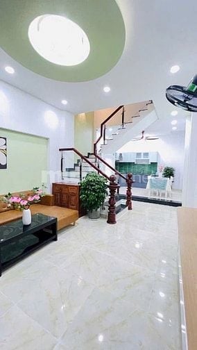 CHỈ 4 TỶ BÁN LỖ CĂN NHÀ NGAY CÁCH MẠNG THÁNG 8, Q3 - ĐANG CHO THUÊ  