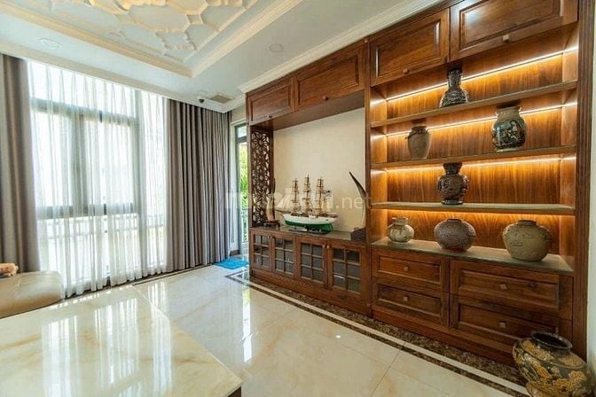 Chính Chủ Bán Biệt Thự KĐT Dịch Vọng . Mặt Phố Chính Thọ Tháp