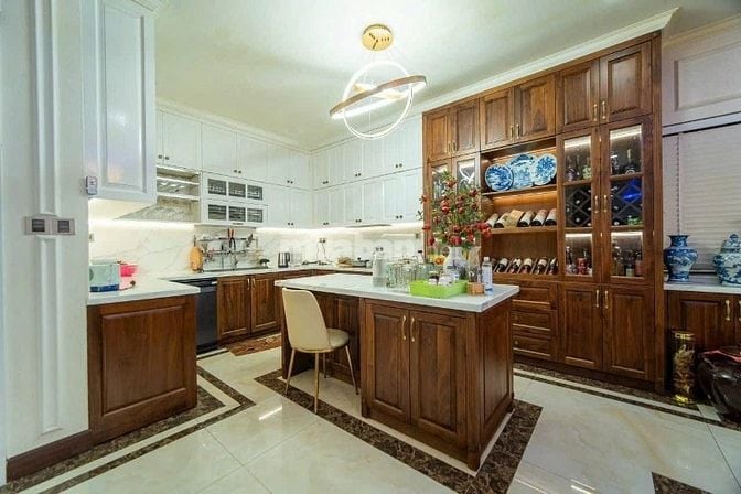 Chính Chủ Bán Biệt Thự KĐT Dịch Vọng . Mặt Phố Chính Thọ Tháp