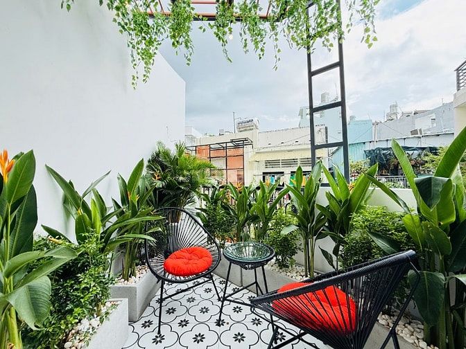CHỦ BÁN NHÀ MỚI XÂY ĐÚC 1LẦU NGAY KHU SÂN BAY GIÁ MỀM CHO KHÁCH