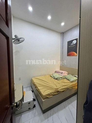 Chủ xoay vòng vốn bán gấp căn nhà, DT 42m2 Nguyễn Bặc, Tân Bình. 