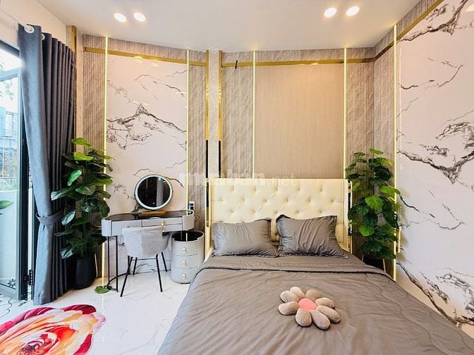 CHỦ BÁN NHÀ MỚI XÂY ĐÚC 1LẦU NGAY KHU SÂN BAY GIÁ MỀM CHO KHÁCH