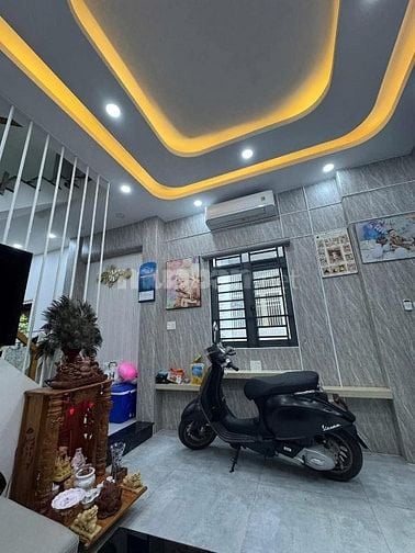Chủ xoay vòng vốn bán gấp căn nhà, DT 42m2 Nguyễn Bặc, Tân Bình. 