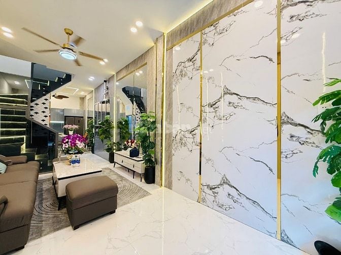 CHỦ BÁN NHÀ MỚI XÂY ĐÚC 1LẦU NGAY KHU SÂN BAY GIÁ MỀM CHO KHÁCH