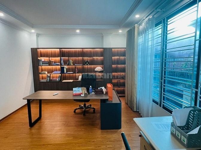 Hàng Hiếm! Phân lô Hoàng Ngân- Đỗ Quang 88m2. 4.5 tầng. Mt5.8m