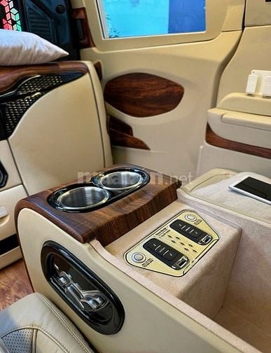 Nghệ sĩ Bán rẻ siêu phẩm FORD TOURNEO 2022 VIP LIMOUSINE PRESIDENT 