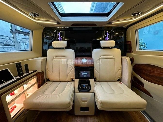 Nghệ sĩ Bán rẻ siêu phẩm FORD TOURNEO 2022 VIP LIMOUSINE PRESIDENT 