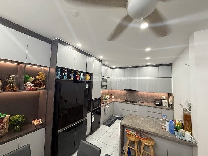 Bán nhà 1 lầu giá 10,5 tỷ phường Bình Trưng TP HCM