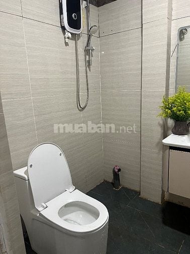 Nhà nguyên căn cho thuê kdc yên tĩnh,