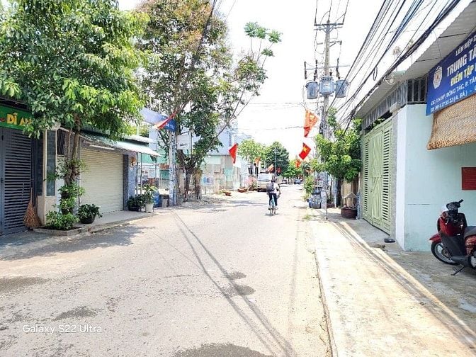 Bán nhà đường Trần Hưng Đạo , Tân Đông Hiệp Dĩ An Bình Dương 160m 