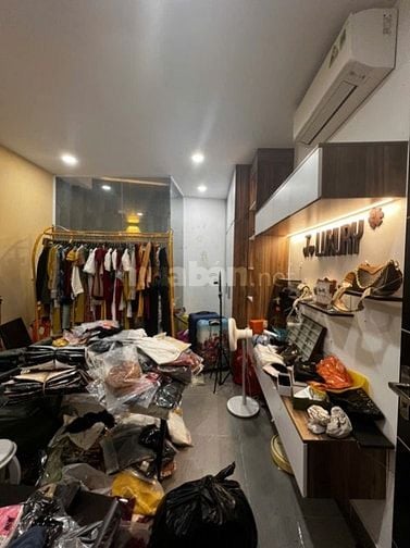 Bán Nhà đường LÂM VĂN BỀN 3 lầu sát trường NGUYỄN HỮU THỌ .Giá 6ty9.