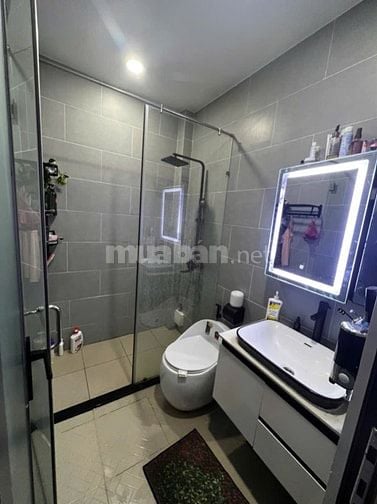 Bán Nhà đường LÂM VĂN BỀN 3 lầu sát trường NGUYỄN HỮU THỌ .Giá 6ty9.