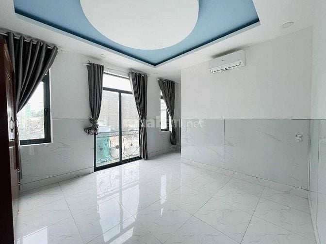 CÁCH 1 CĂN RA MẶT TIỀN - XE HƠI NGỦ GỌN TRONG NHÀ - TIỆN VỀ KINH DOANH