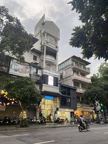 Cho thuê nhà mặt phố Huế 131m 7 tầng giá 6000$/ tháng