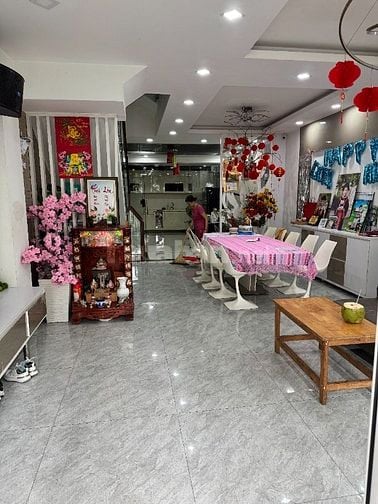 Bán gắp Nhà KDC Dương Hồng, DT 10x19m có Hầm, đất 190m2 DTSD 650m2