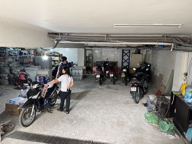 Bán gắp Nhà KDC Dương Hồng, DT 10x19m có Hầm, đất 190m2 DTSD 650m2