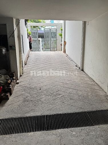Bán gắp Nhà KDC Dương Hồng, DT 10x19m có Hầm, đất 190m2 DTSD 650m2
