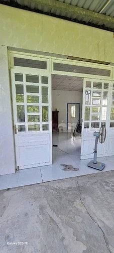 Bán nhà nát tại đsố 93,tân phú trung dt 90m2 giá 895 triệu,sổ riêng 