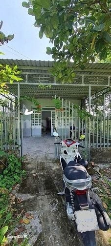 Bán nhà nát tại đsố 93,tân phú trung dt 90m2 giá 895 triệu,sổ riêng 