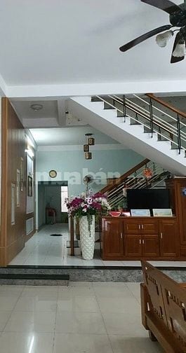 Nhà nguyên căn 86 Nguyễn Giản Thanh