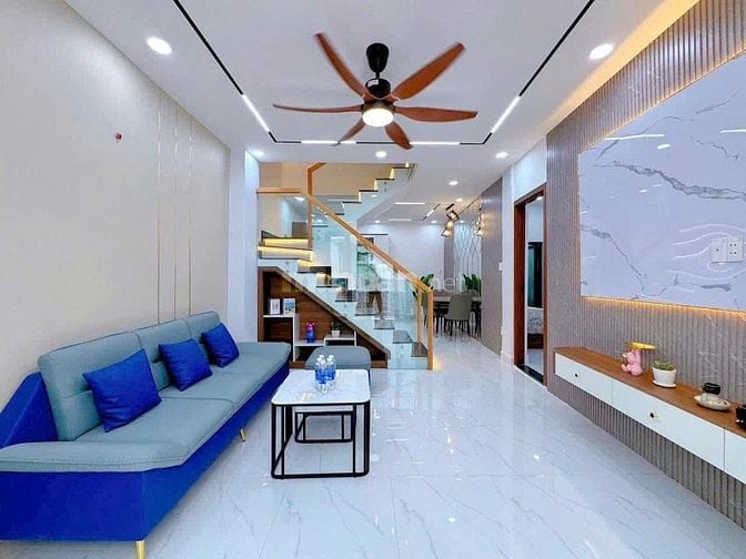 Bán nhà đẹp SHR ngay Thích Quảng Đức-P5-Phú Nhuận 2tỷ550 Hẻm ô tô   