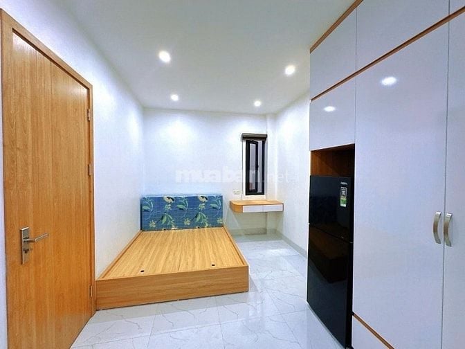 Bán nhà Thụy Khuê, Tây Hồ, Dt 75m2, 7t, mt 4.2, thoáng trước sau.