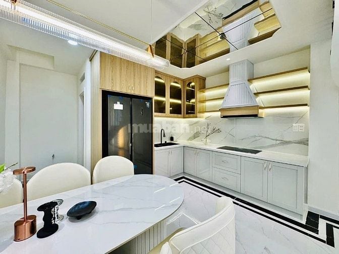 Xoay vốn bán gấp nhà 48m2 Hồng Lạc, P10, Tân Bình, cho thuê 14tr/tháng