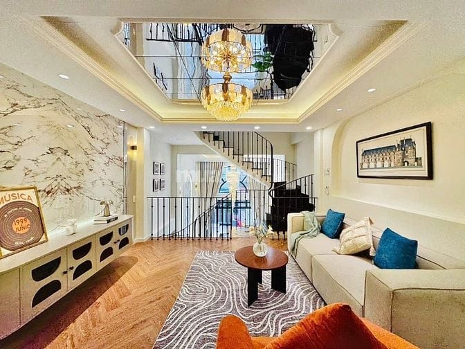 Xoay vốn bán gấp nhà 48m2 Hồng Lạc, P10, Tân Bình, cho thuê 14tr/tháng